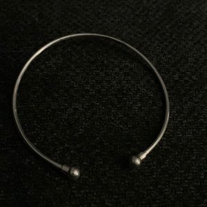 Sterling silver choker with silver bead caps